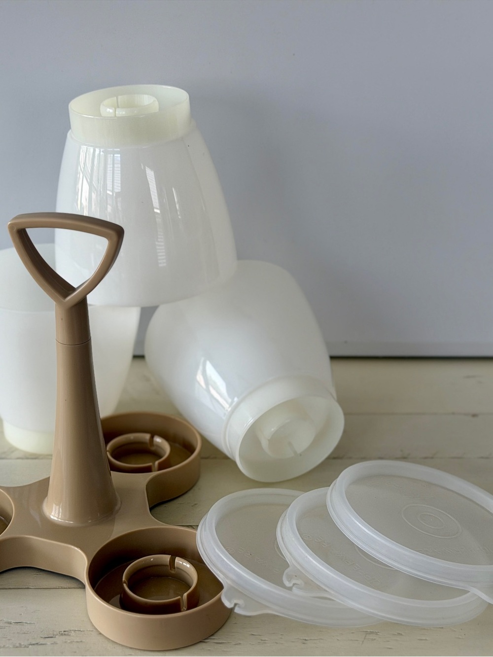 1970's-Vintage Tupperware Condiment Caddy Server w/Lids (#757-2) - Picture 4 of 7